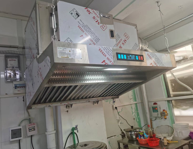 Okap kuchenny z wbudowanym ocz – Commercial Kitchen Exhaust Hood recenzja i cena